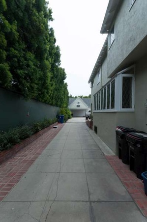 Enlarge photo 8