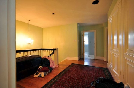 Enlarge photo 37