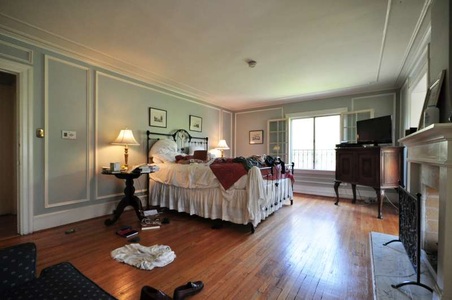 Enlarge photo 38