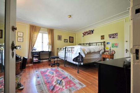 Enlarge photo 46