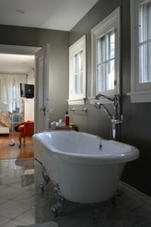 Enlarge photo 68