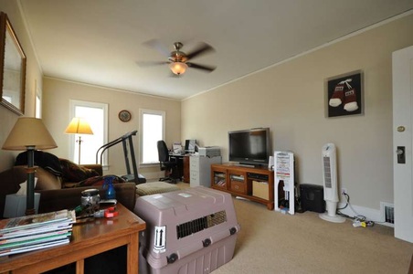 Enlarge photo 26