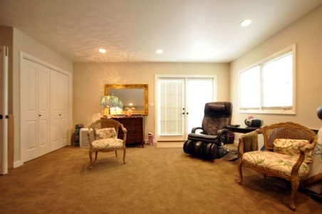 Enlarge photo 30