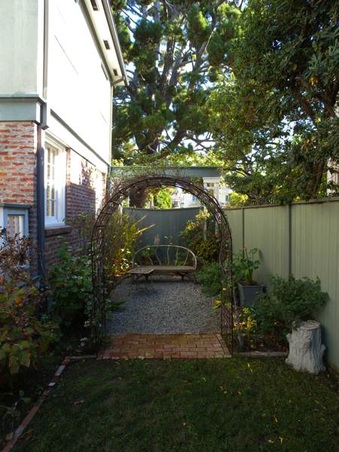 Enlarge photo 58