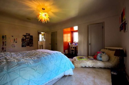 Enlarge photo 56