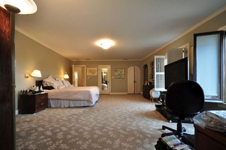 Enlarge photo 38
