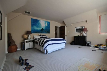 Enlarge photo 50