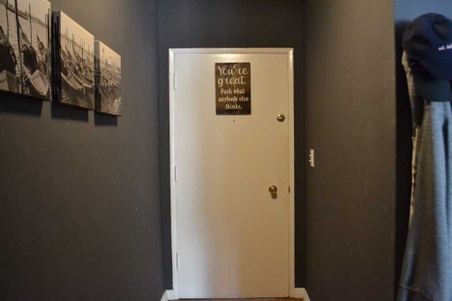 Enlarge photo 21