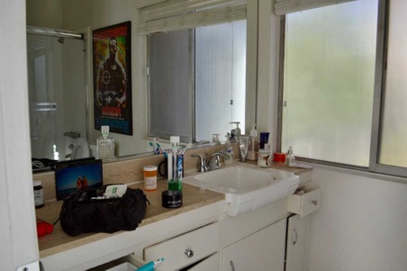 Enlarge photo 47