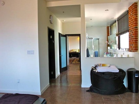 Enlarge photo 18
