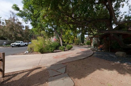 Enlarge photo 5
