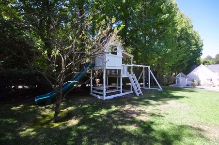 Enlarge photo 83