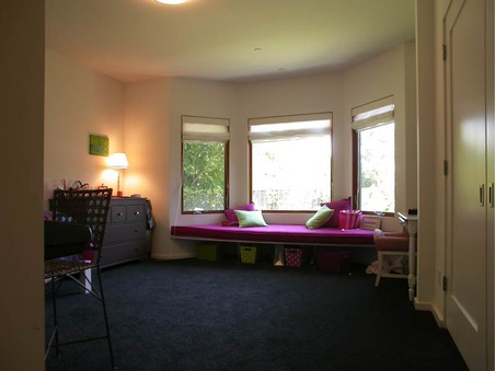 Enlarge photo 47