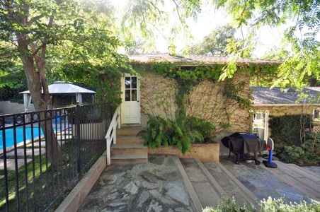 Enlarge photo 79