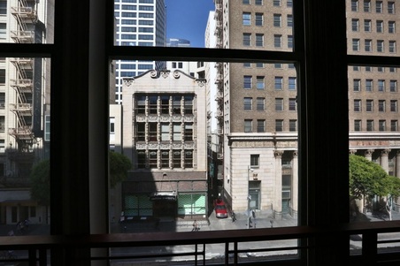 Enlarge photo 11