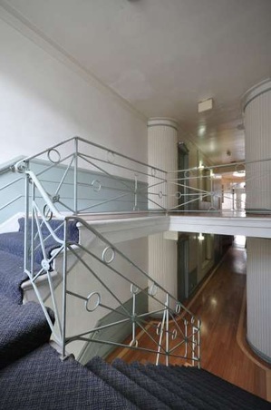 Enlarge photo 42