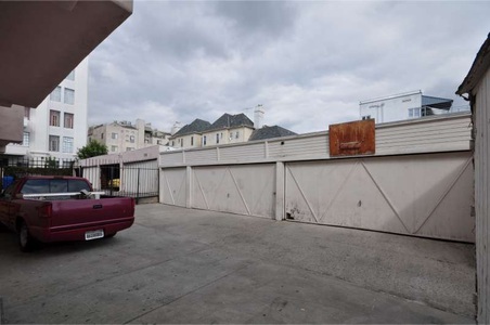 Enlarge photo 49