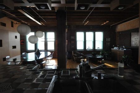 Enlarge photo 69