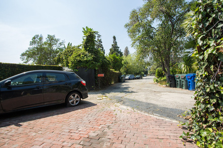 Enlarge photo 80