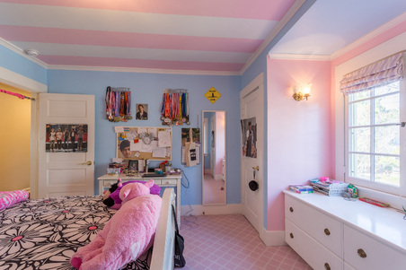 Enlarge photo 62