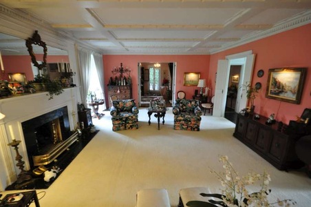 Enlarge photo 11
