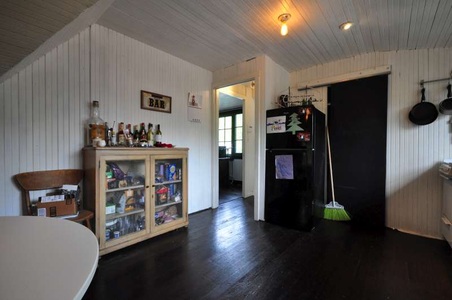 Enlarge photo 82