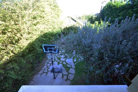 Enlarge photo 10
