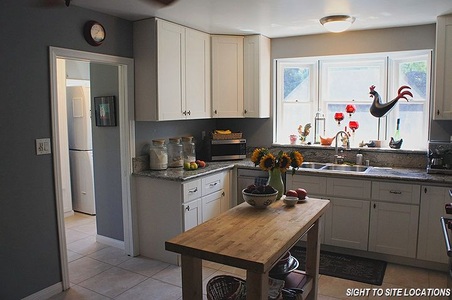 Enlarge photo 27