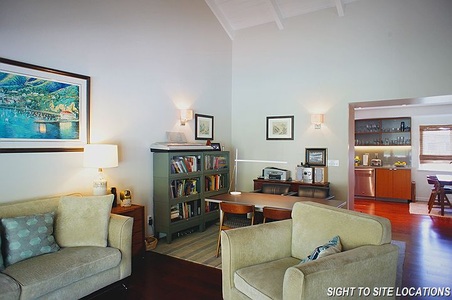 Enlarge photo 17