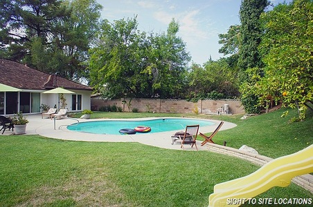 Enlarge photo 53