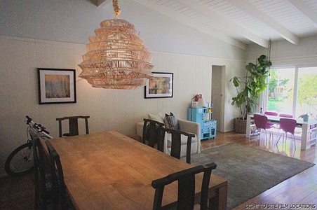 Enlarge photo 16
