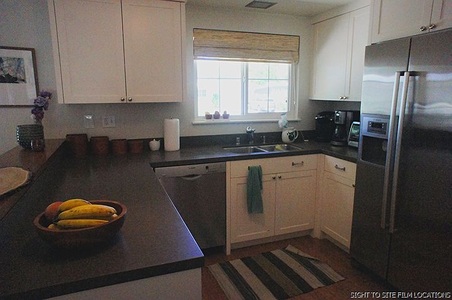 Enlarge photo 26