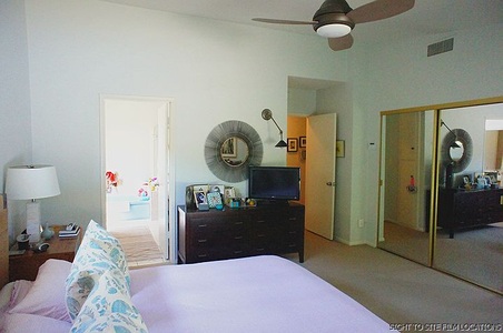Enlarge photo 33