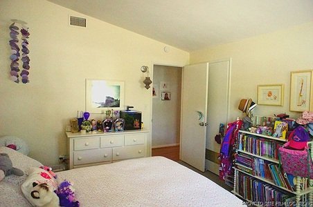 Enlarge photo 42