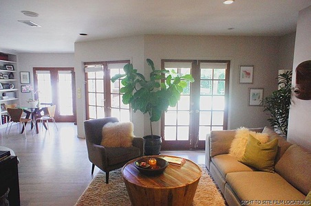 Enlarge photo 22