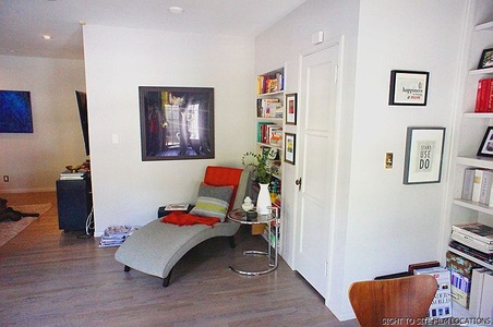 Enlarge photo 29