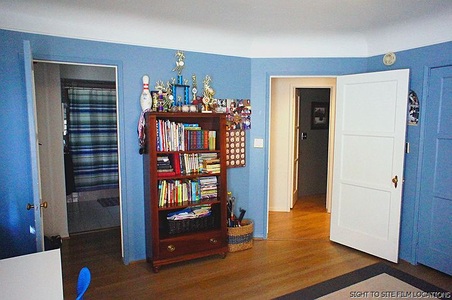 Enlarge photo 53