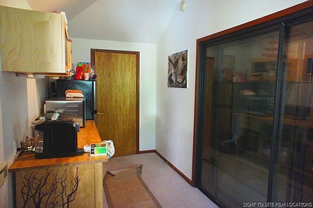 Enlarge photo 93