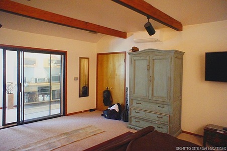 Enlarge photo 101
