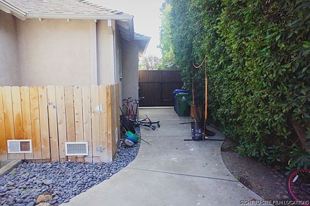 Enlarge photo 103