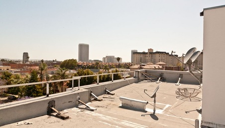Enlarge photo 24