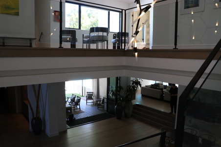 Enlarge photo 52