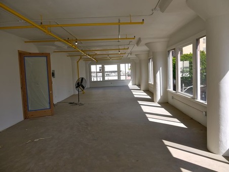 Enlarge photo 10