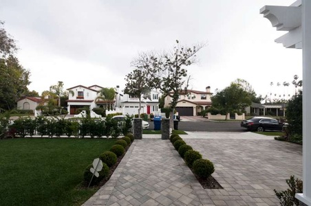 Enlarge photo 3