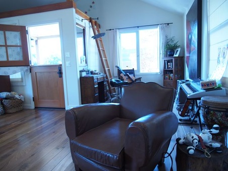 Enlarge photo 8