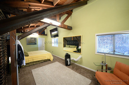Enlarge photo 33