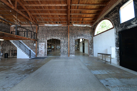 Enlarge photo 48
