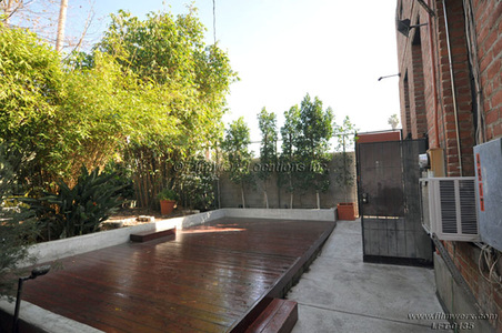 Enlarge photo 37