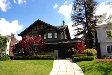 146 S. NORTON