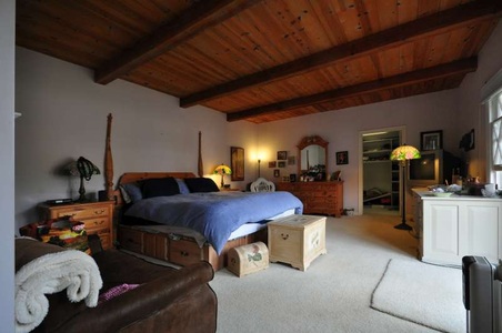 Enlarge photo 41